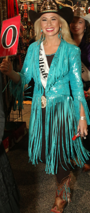 Carly Peercy Miss Rodeo Utah 2018 wearns a turquoise "duet" leather fringed jacket